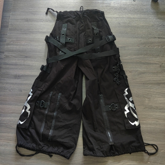 *SOLD* NWOT tripp nyc metallic silver biotech pants (m) - Picture 2 of 7